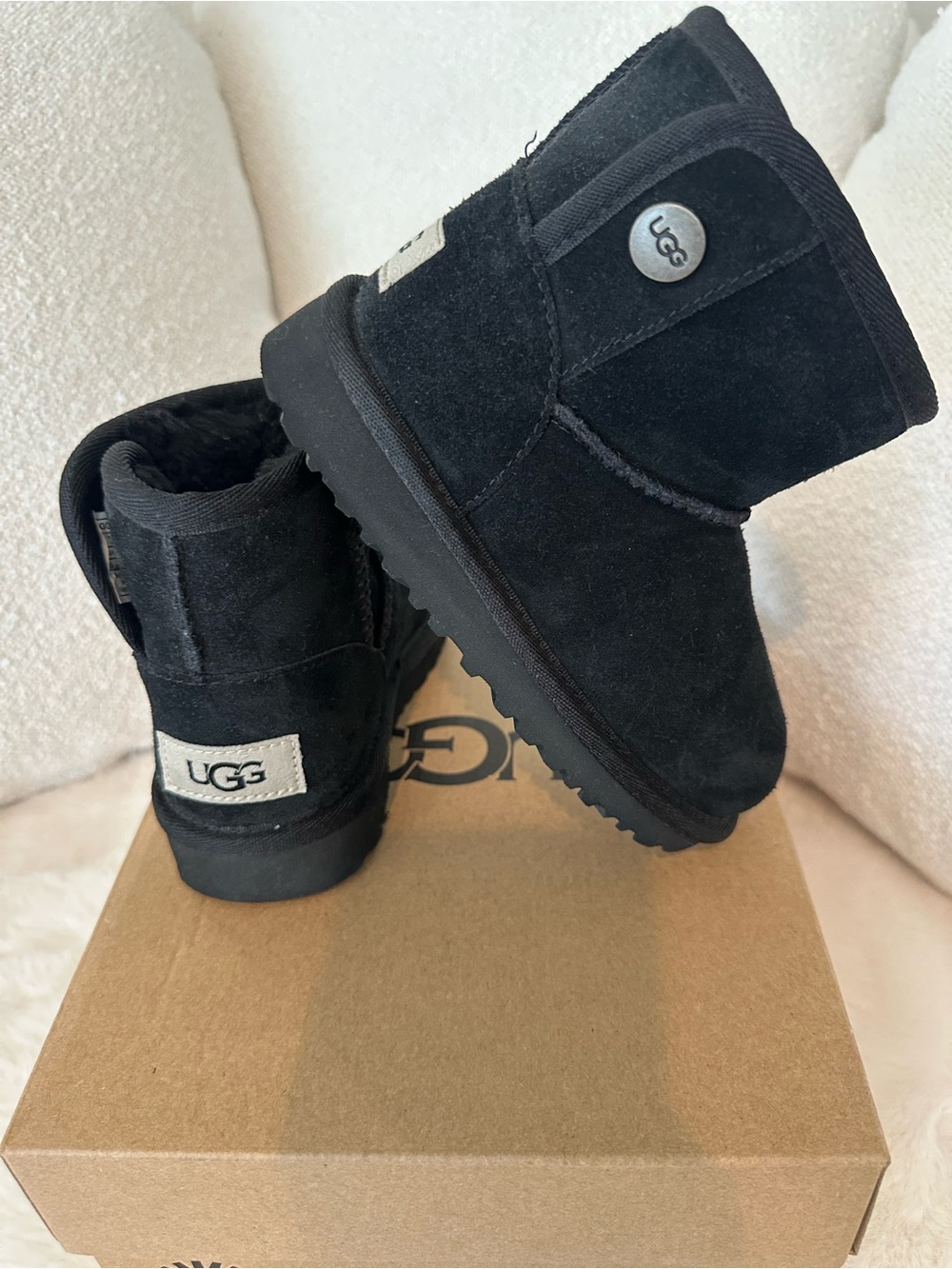 UGG Kids Mini Button Boot in Black Suede